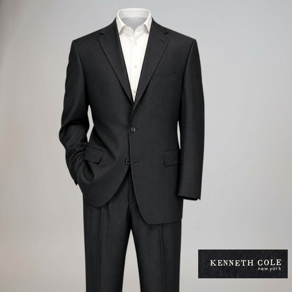 Kenneth Cole NY Mens 46L 40x31 Midnight Blue Micro-Stripe 2-Piece Suit 3/2 Roll